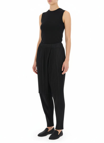 Slim Pleated Pants