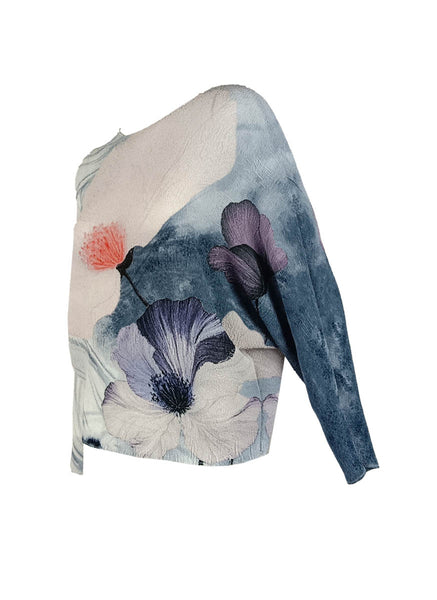1250019 Long Sleeve Pleated Top *Preorder