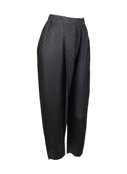 1250022 High Waist Pleated Pants *Last Piece
