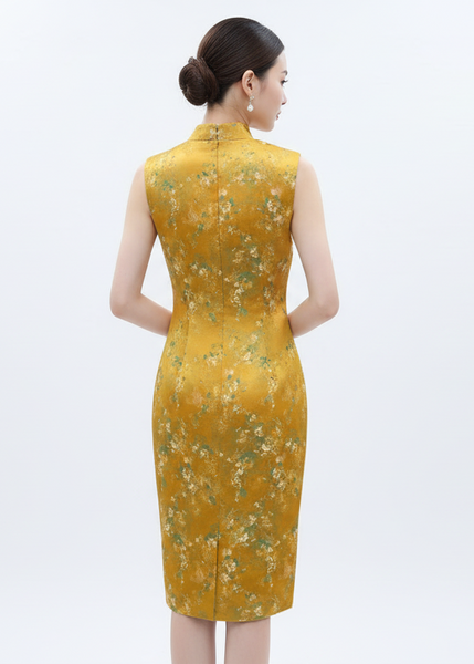 Subtle Floral Sheen Cheongsam
