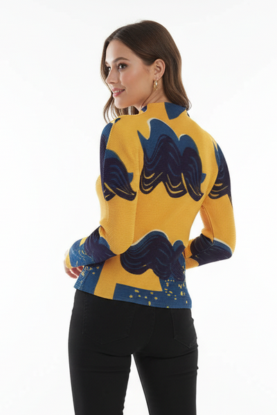 Wave-like Pleated top