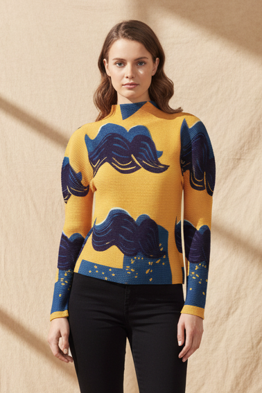 Wave-like Pleated top