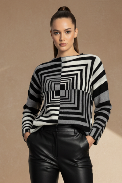 Optical Square Design Creased Top