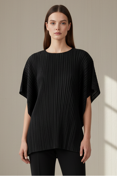 Relaxed Short Sleeve Pleated Top
