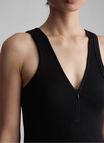 4250013 Zip Front Sleeveless Knitted Tank Dress *Black