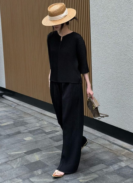 3250084 Pleated Pants *Black