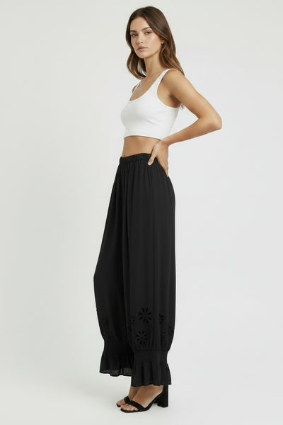 Floral Cutout Capri Pants