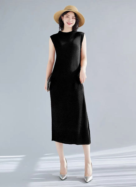 3250085 High Neck Sleeveless Pleats Dress *Last Piece