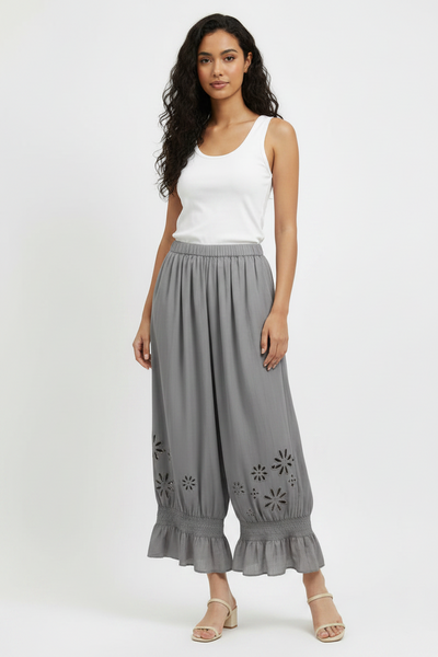 Floral Cutout Capri Pants