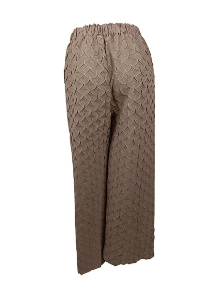 7250010 Petal Textured Elastic Waistband Pants