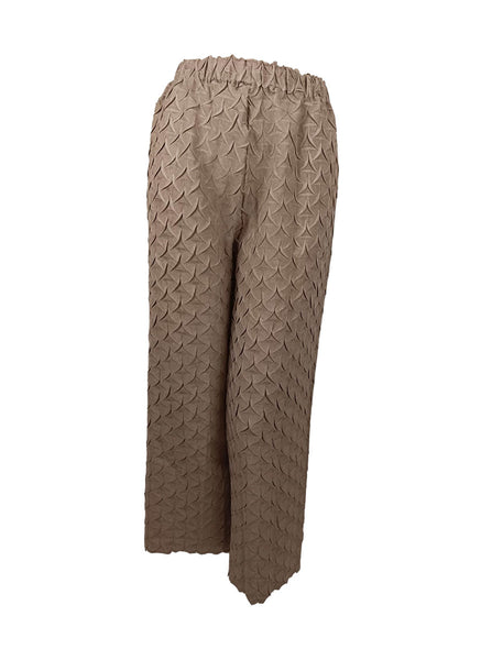 7250010 Petal Textured Elastic Waistband Pants