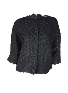 7250011 Petal Texture Button Top