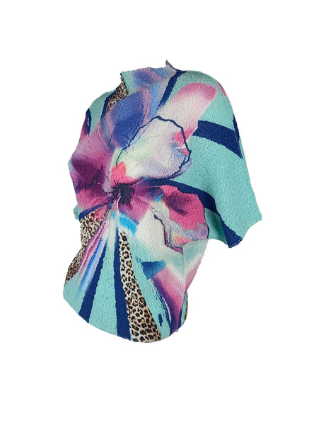 7250013 Leopard & Bloom Textured Top