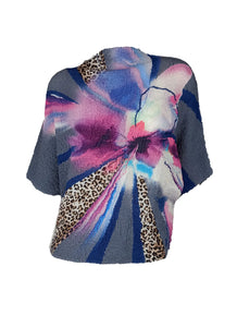 7250013 Leopard & Bloom Textured Top