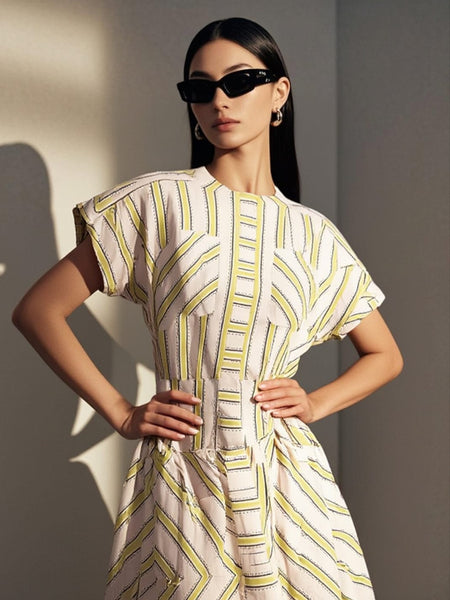 7250019 Modern Zigzag Muse Dress