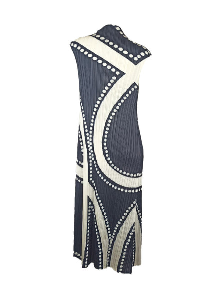 7250034 Canvas In Motion Midi Dress