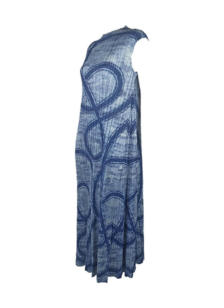 7250034 Canvas In Motion Midi Dress