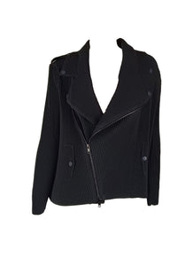 9240036 Pleated Bike Jacket