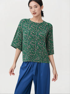 9250007 Floral Flowy Crinkled Top