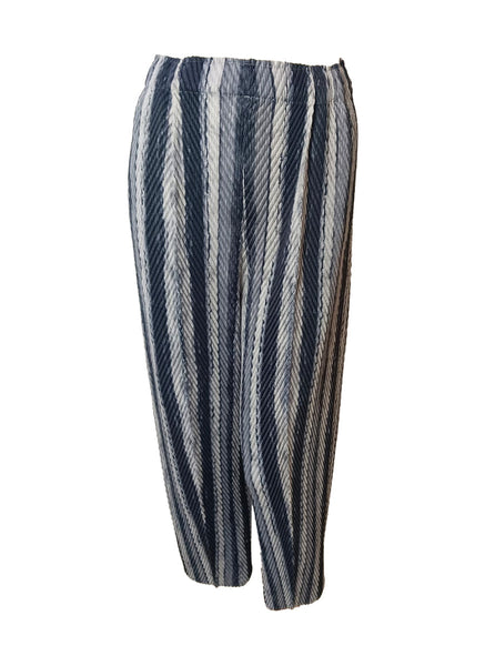 9250009 Stripes Pleated Pants