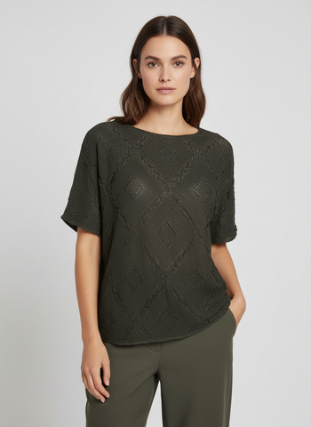 Quilted Pattern Creased Top