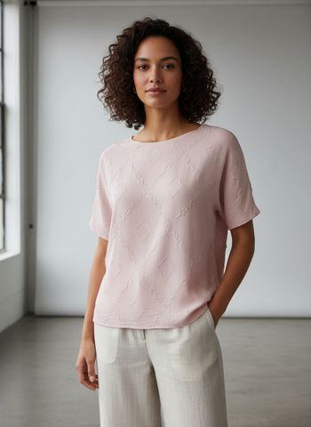 Quilted Pattern Creased Top