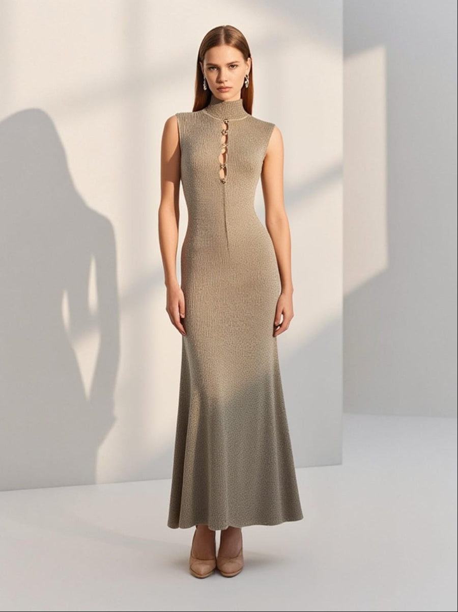 Shimmering Fitted Bodiced Gown