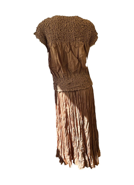O250007 Crinkled Top & Skirt  Set