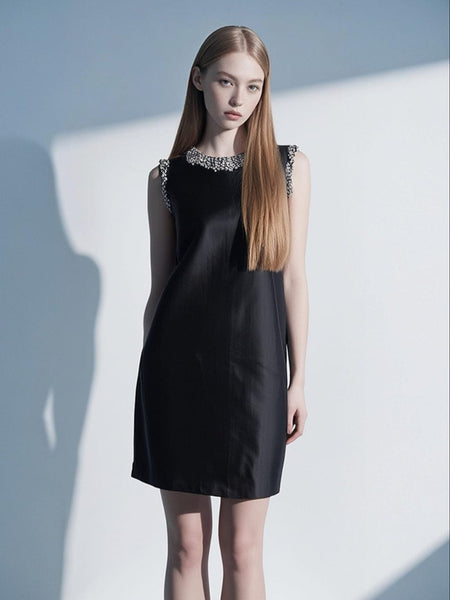 3250031 Pearl Embellished Shift Dress