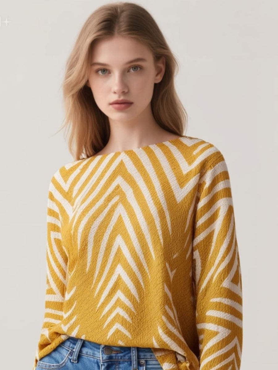 Lines Printed Crinkled Top