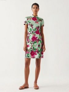3250067 Mandarin Collar Floral Silk Cheongsam